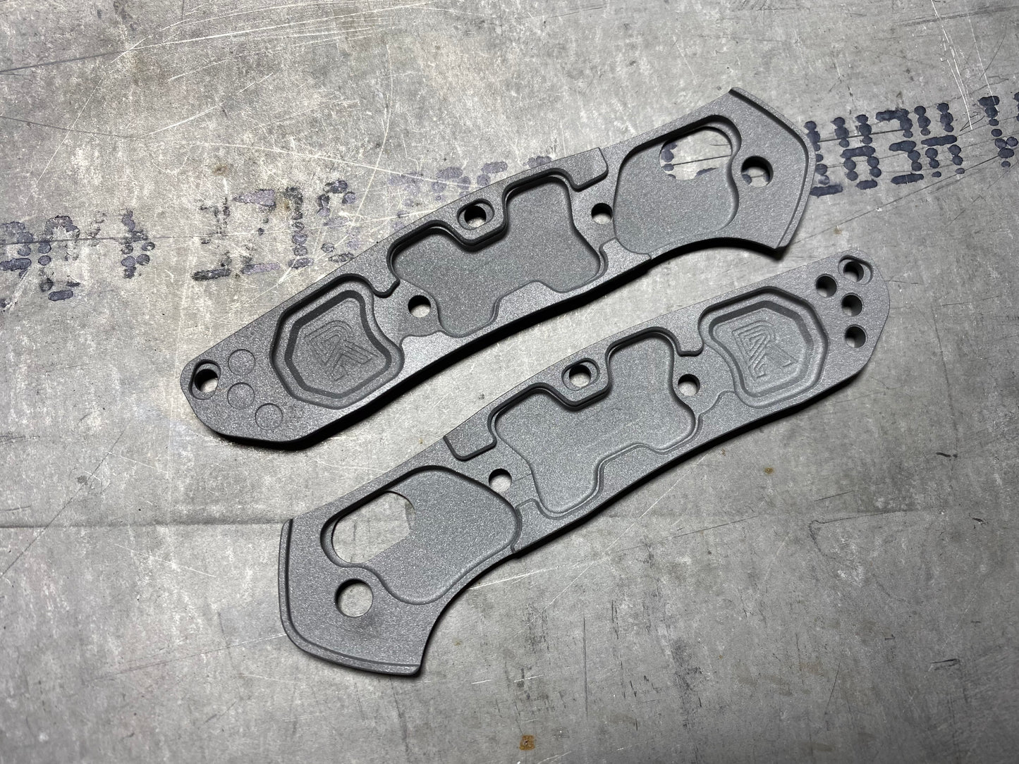 945 NEMESIS - TITANIUM SCALES