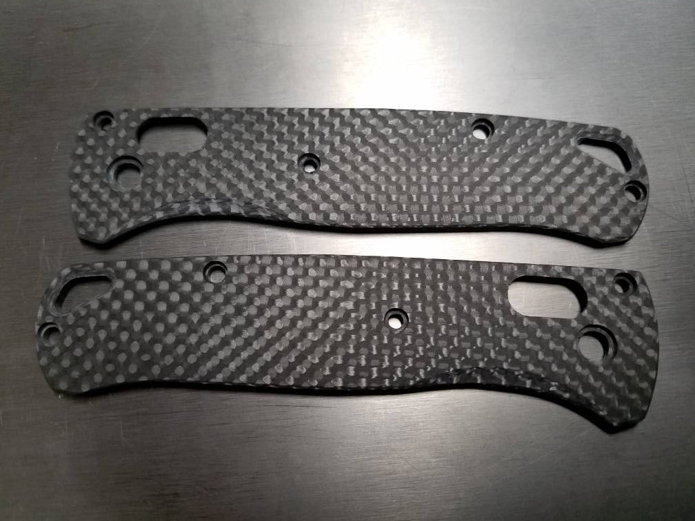 Benchmade Bugout 535 Carbon Fiber Scales- Classic Design